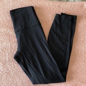 lululemon black align leggings!